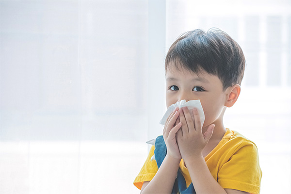 子どもの鼻水でお悩みの方へ:鼻水吸引について